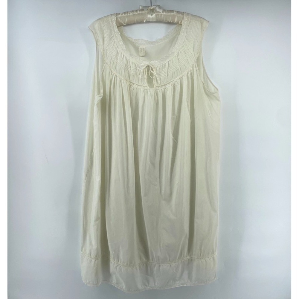 Vtg Nightgown XXL Sleeveless Lace Embroidered Pleats Cottage Delicate Romantic